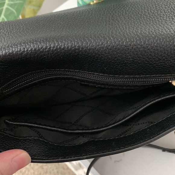 Michael Kors Bedford Legacy Bag - Picture 6 of 8